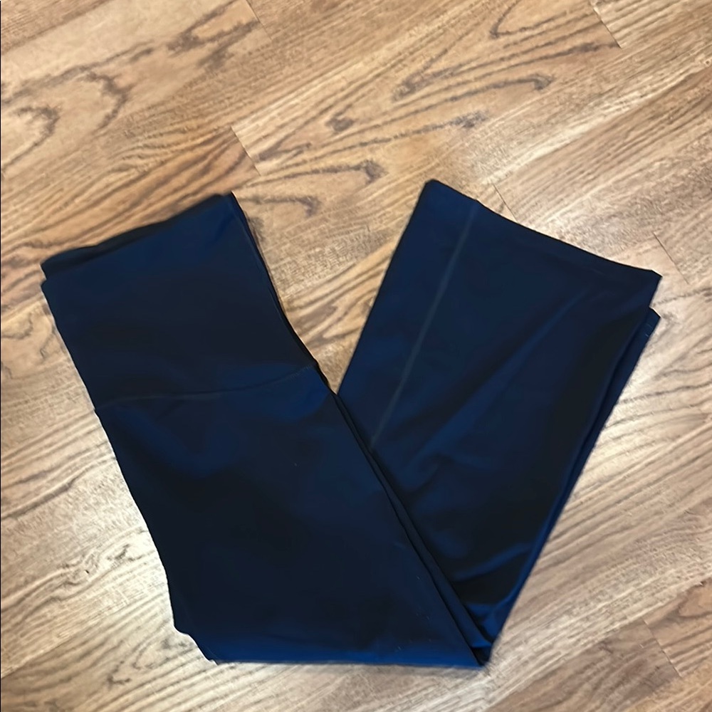 Spanx petite large booty boost cropped Leggings